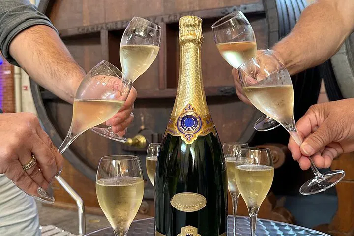 Reims Champagne Day Trip: 7 Tastings & Lunch
