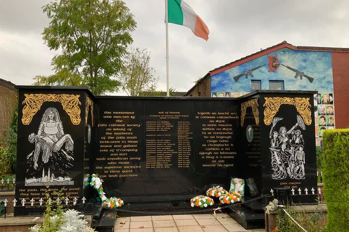 Unveiling Belfast's History: A Private Day Trip from Dublin