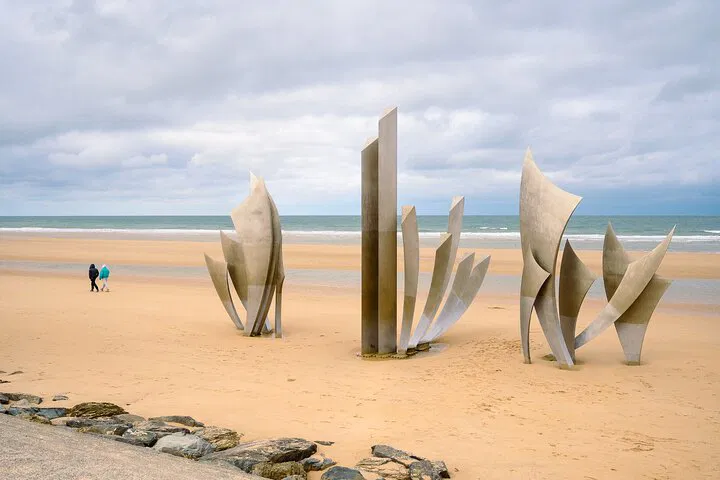 Normandy D-Day Beaches Day Trip from Paris