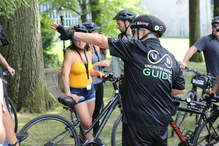 Central Park Bike Tour: Explore NYC's Oasis on Two Wheels