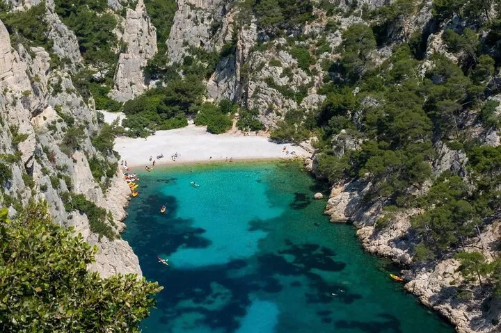 Provence Tour: Marseille, Cassis & Aix Private Day Trip