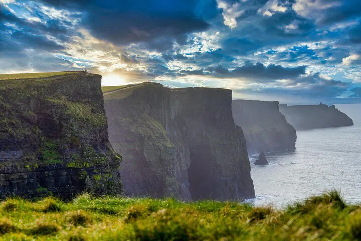 Unforgettable Cliffs of Moher Adventure: A 12-Hour Dublin Escape