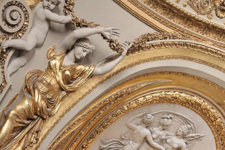 Unforgettable Louvre Adventure: A Kid-Friendly Art Tour in Paris