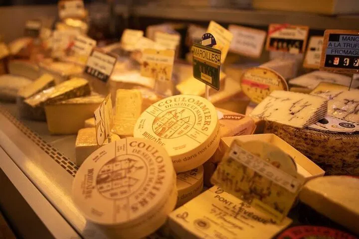 Savor Paris: Le Marais VIP Food Tour Adventure