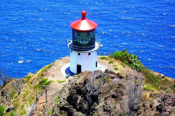 Oahu's Aloha: Grand Circle Island Tour - Beaches, History, and Film!