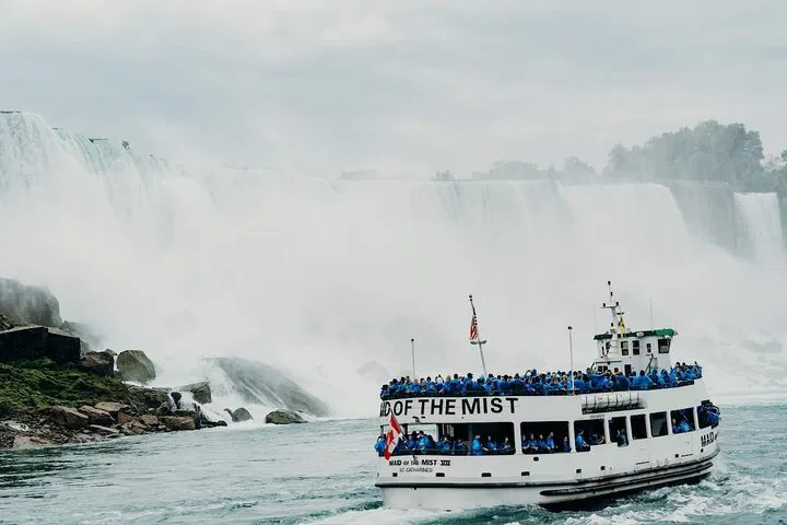 Unveiling History and Nature: A 3-Day Niagara & Philadelphia Escape!
