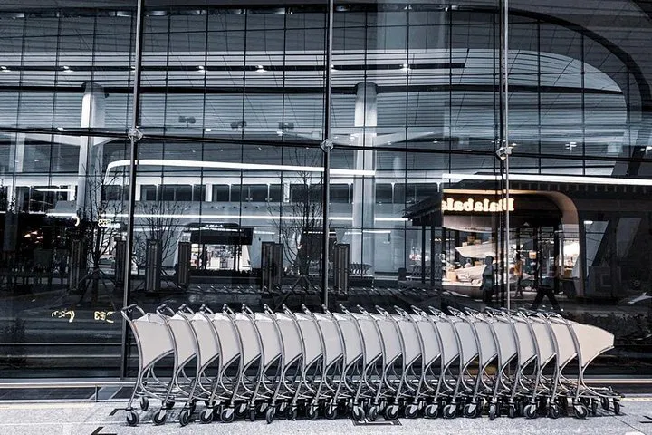 Stress-Free Sheffield Arrival: Private Airport Transfer
