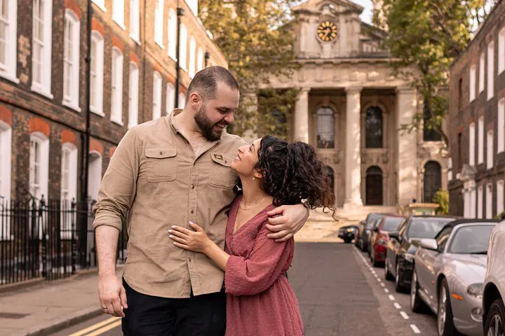 Capture London's Essence: Private Photoshoot with a Pro!