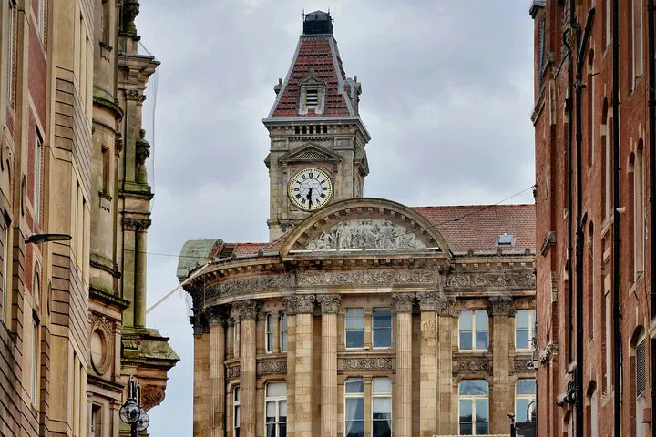 Uncover Birmingham's Charms: A Personalized 2-Hour Walking Adventure