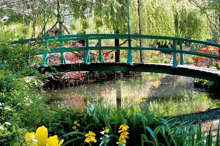 Monet's Giverny: A Private Parisian Escape to Impressionism