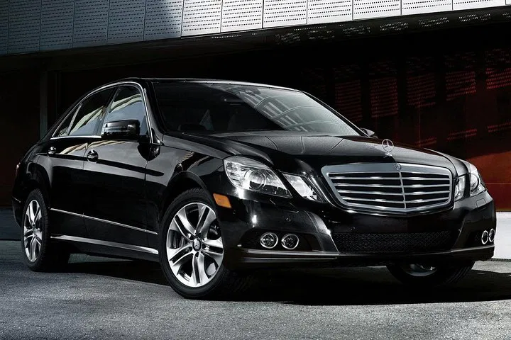 Parisian Freedom: Luxury Car & Private Driver for Ultimate Exploration