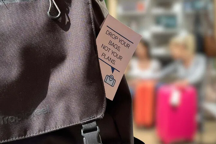 Stress-Free Ayrshire Exploration: Secure Luggage Storage near Glasgow Queen Street!
