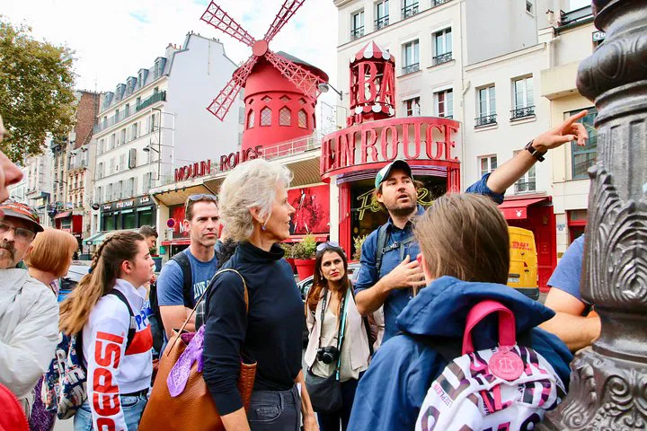 Paris Top Sights: Fun Half-Day Walking Tour