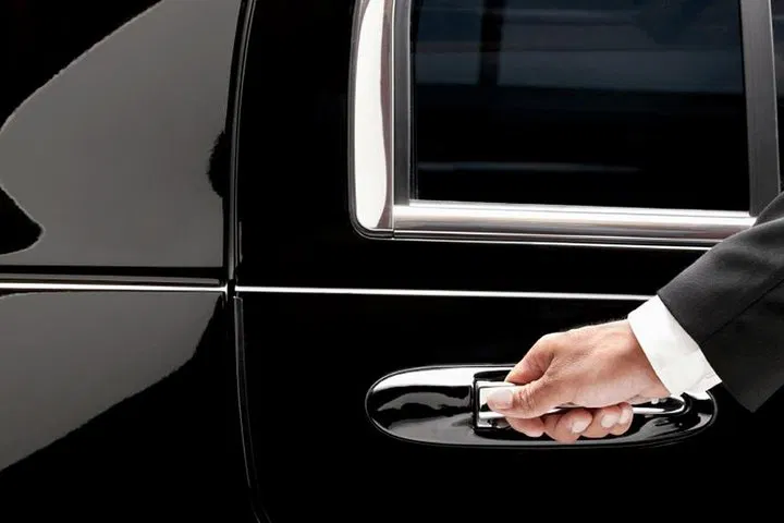 Stress-Free Arrival: Private Nice Airport Transfer to Your Destination