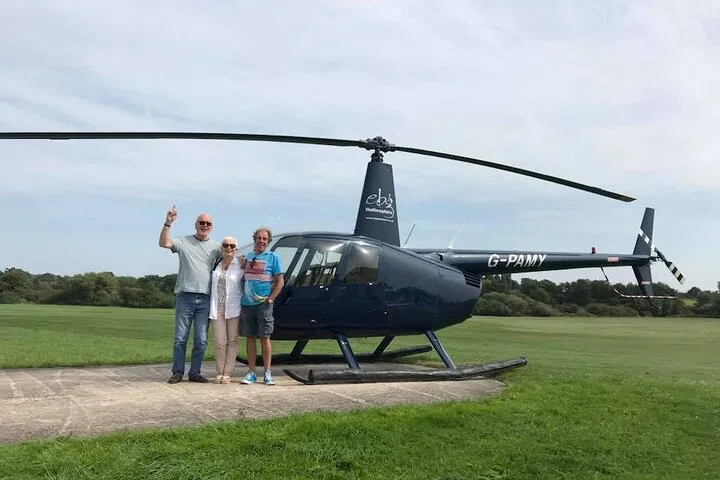 Thames & Medway Estuary Helicopter Tour: Soar Above South East England!