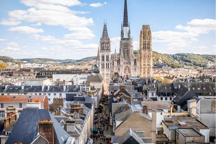 Rouen: Private Walking Tour with a Local Expert