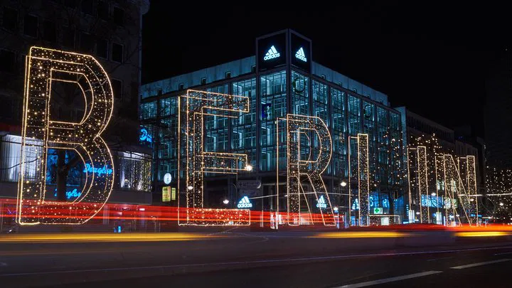 Berlin Nightlife Unscripted: Personalized Local Tours