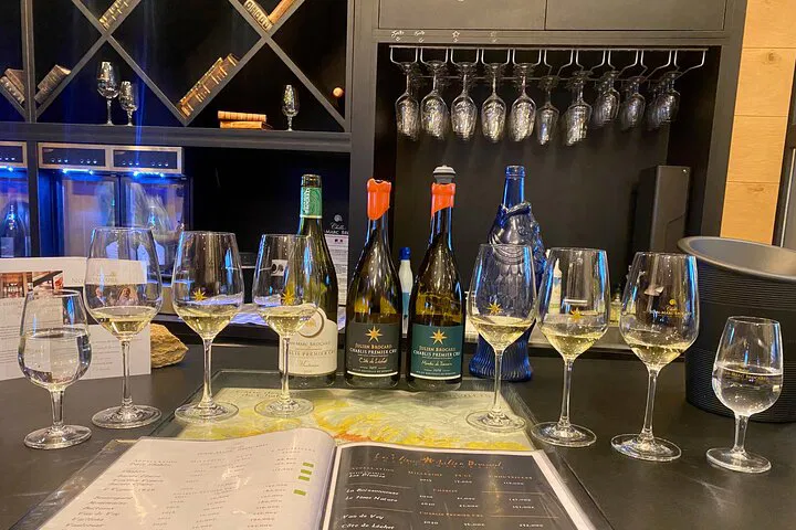 Chablis Wine Tour: Taste 20 Exquisite Wines from Paris