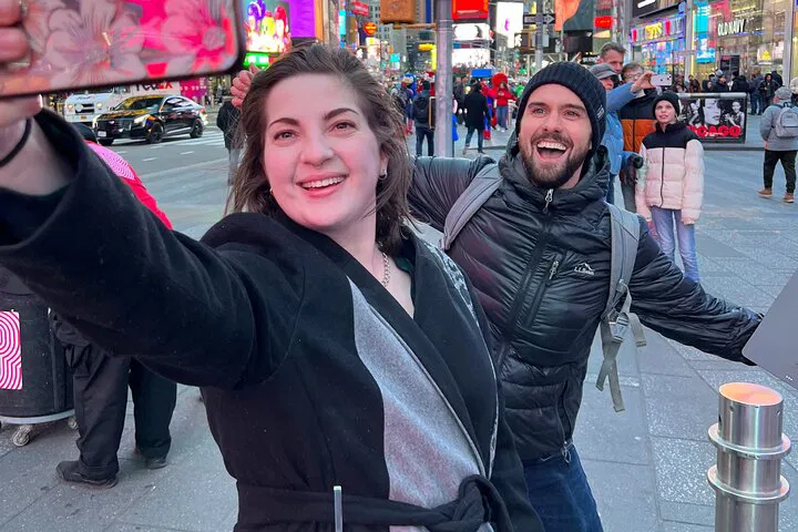 Raise a Glass to Broadway: A Spirited Theatrical Walking Tour