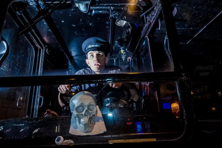 Edinburgh Ghost Bus Tour: Spooky Tales & City Sights
