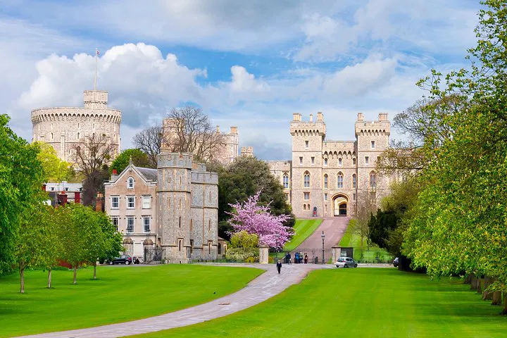 Windsor, Stonehenge, & Oxford: Full-Day Trip from London