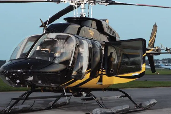 Luxury Helicopter Transfer: Manhattan to NYC Airports in Style