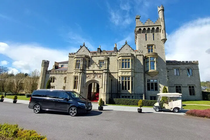 Luxury Donegal to Dublin Transfer: Arrive in Style