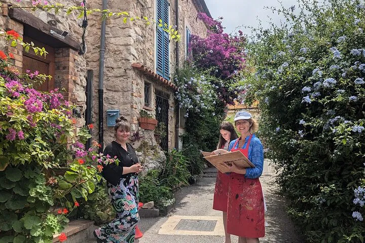 Sketch Old Antibes: Private Art Class with a Pro!