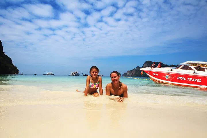 Phi Phi Islands Speedboat Adventure: Snorkel, Swim & Sightsee!