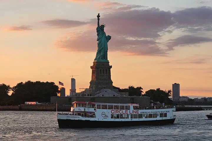 NYC Sunset Cruise: Statue of Liberty Views