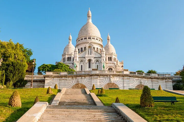 Discover the Sacred Heart Basilica: An Immersive Audio Journey in Montmartre