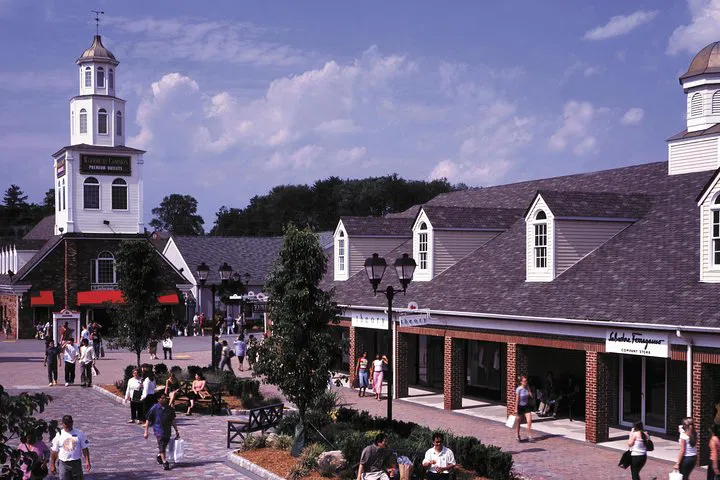 NYC Shopping Spree: Helicopter Tour to Woodbury Common Outlets!