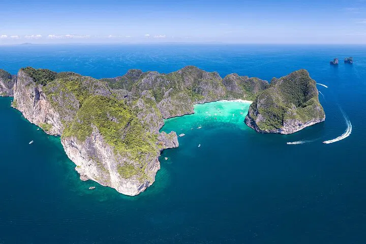 Phuket's Paradise: Phi Phi, Maya Bay & Khai Island Speedboat Adventure!