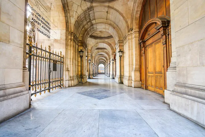 Unlock Parisian Secrets: A Da Vinci Code Walking Adventure