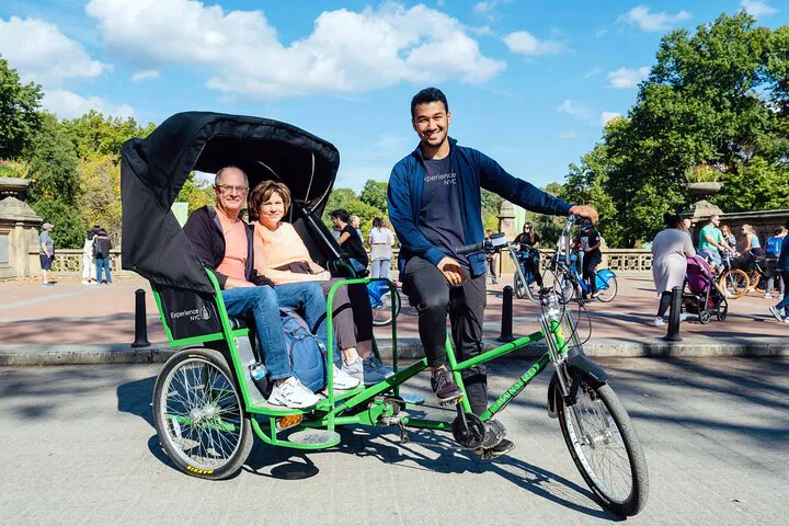 Central Park Pedicab Tour: See NYC Like a VIP!