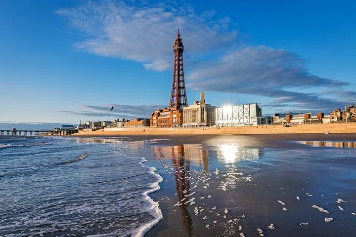 Blackpool Pleasure Beach Day Trip: Private, Comfy Transport