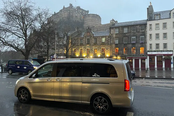Discover Edinburgh: A Personalized Private Tour from Greenock