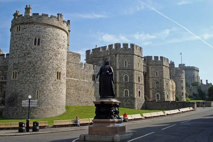 Royal Arrival: Heathrow to Dover via Windsor Castle