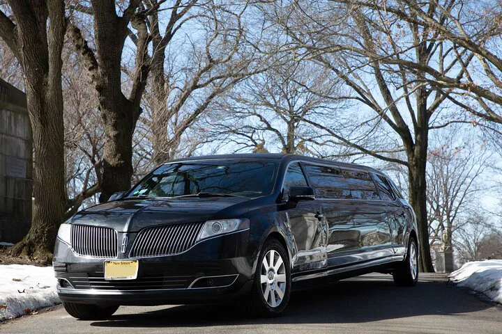 NYC Limo Departure: Luxury Airport Transfer in Style
