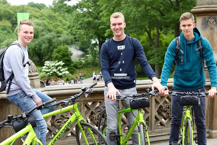 Central Park Adventure: Explore at Your Own Pace with a Guided Tour App
