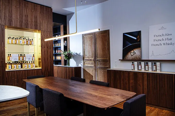 Parisian Pastries & Whisky: A Flavorful Fusion Adventure