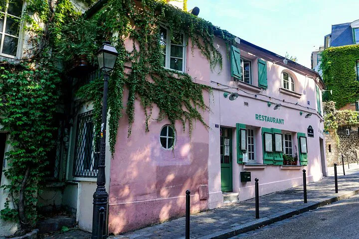 Step into 'Emily in Paris': A Private Parisian Adventure