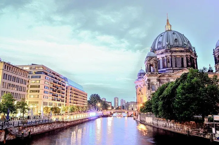 Discover Berlin's Hidden Gems: Your Personalized Local Tour