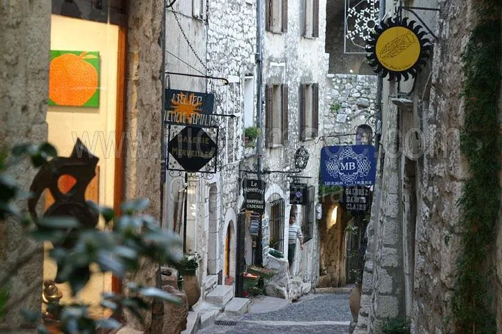 Unveiling the French Riviera: A Luxurious Day Tour of Coastal Gems