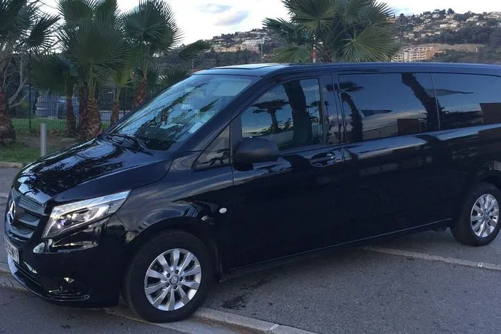 Seamless Nice Airport Transfer: Arrive in Style & Comfort