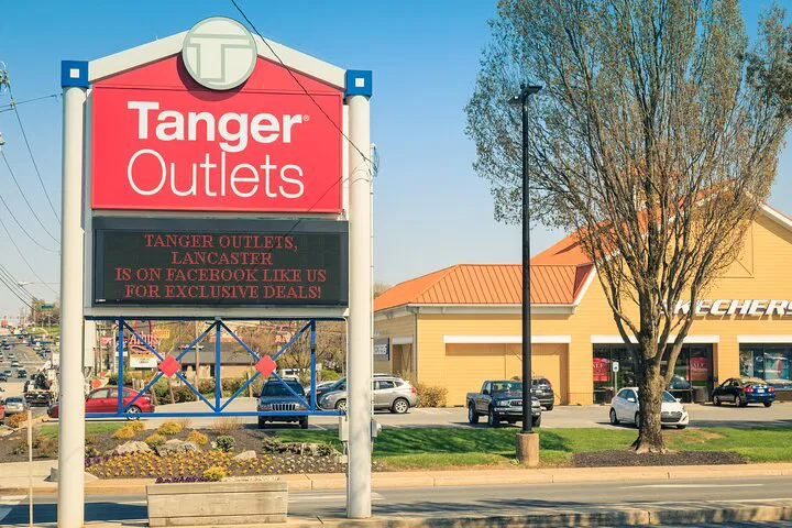 Luxury Retail Therapy: Private Shopping Excursion to Tanger Outlets Lancaster