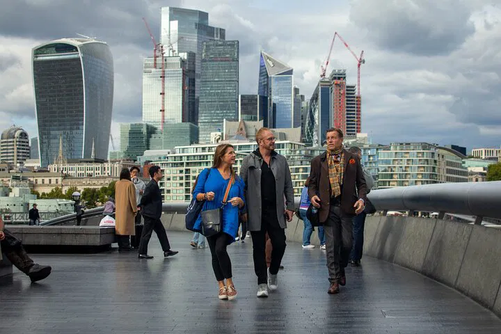 Discover London's South Bank: A Personalized Local's Tour