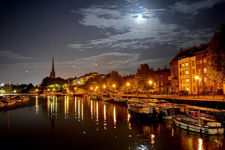 Bristol Ghost Tour: Uncover Dark Secrets & Haunted History