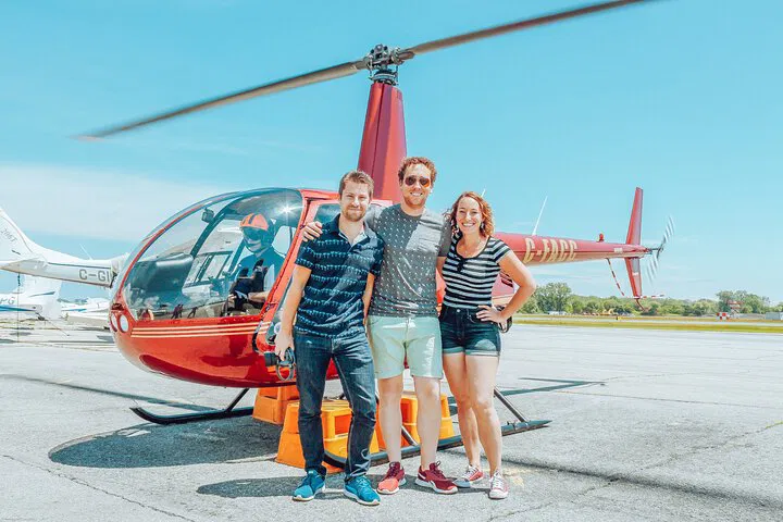 Niagara Falls Adventure: Helicopter, Maid of the Mist & Gourmet Lunch!
