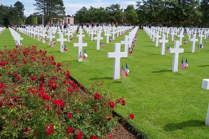 Normandy D-Day & Mont-Saint-Michel: A Whirlwind Day Trip from Paris